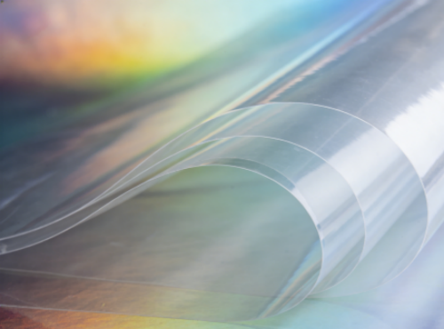 Ról Criticiúil an Rialaitheora Léasair i nGearradh Léasair PET